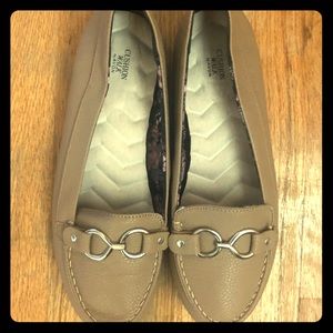 Avon Cushion Walk Jazzy Loafer